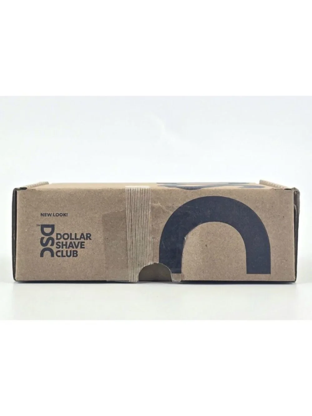 Dollar Shave Club Ultimate Shave Set 4 Refills & Handle + Scrub + Cream + Dew